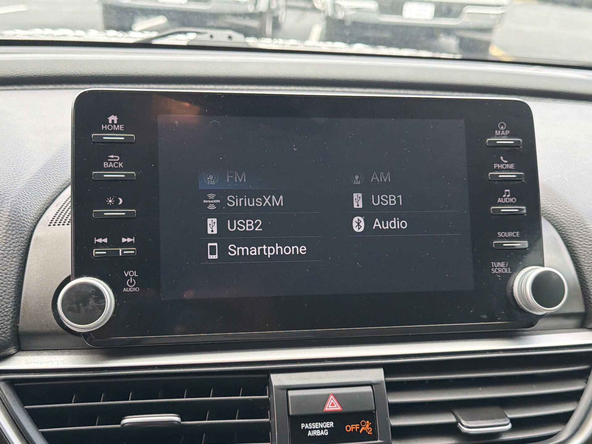 Used 2020 Honda Accord Touring image 7
