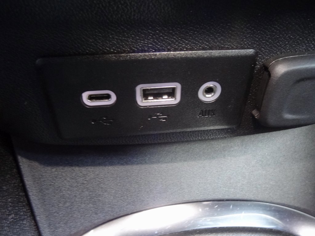 Used 2024 Chevrolet Malibu LT image 17