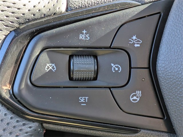 Used 2023 Chevrolet TrailBlazer RS w/ Sun and Liftgate Package image 24