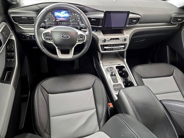 Certified 2023 Ford Explorer XLT w/ Equipment Group 202A image 12
