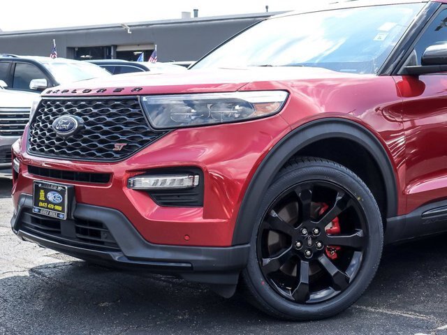 Certified 2022 Ford Explorer ST w/ Equipment Group 401A AWD/4WD image 3