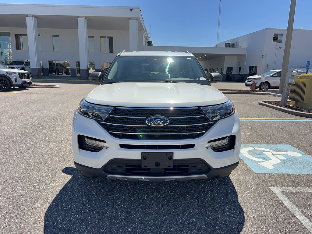 Certified 2023 Ford Explorer XLT w/ Equipment Group 202A RWD image 3