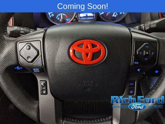 Used 2023 Toyota Tacoma TRD Off-Road w/ TRD Premium Off Road Package image 17
