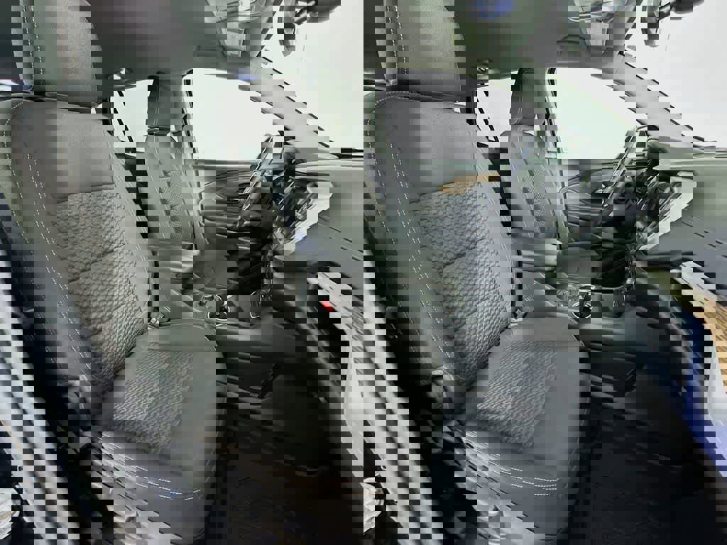 Used 2021 GMC Terrain SLE w/ Driver Convenience Package image 15