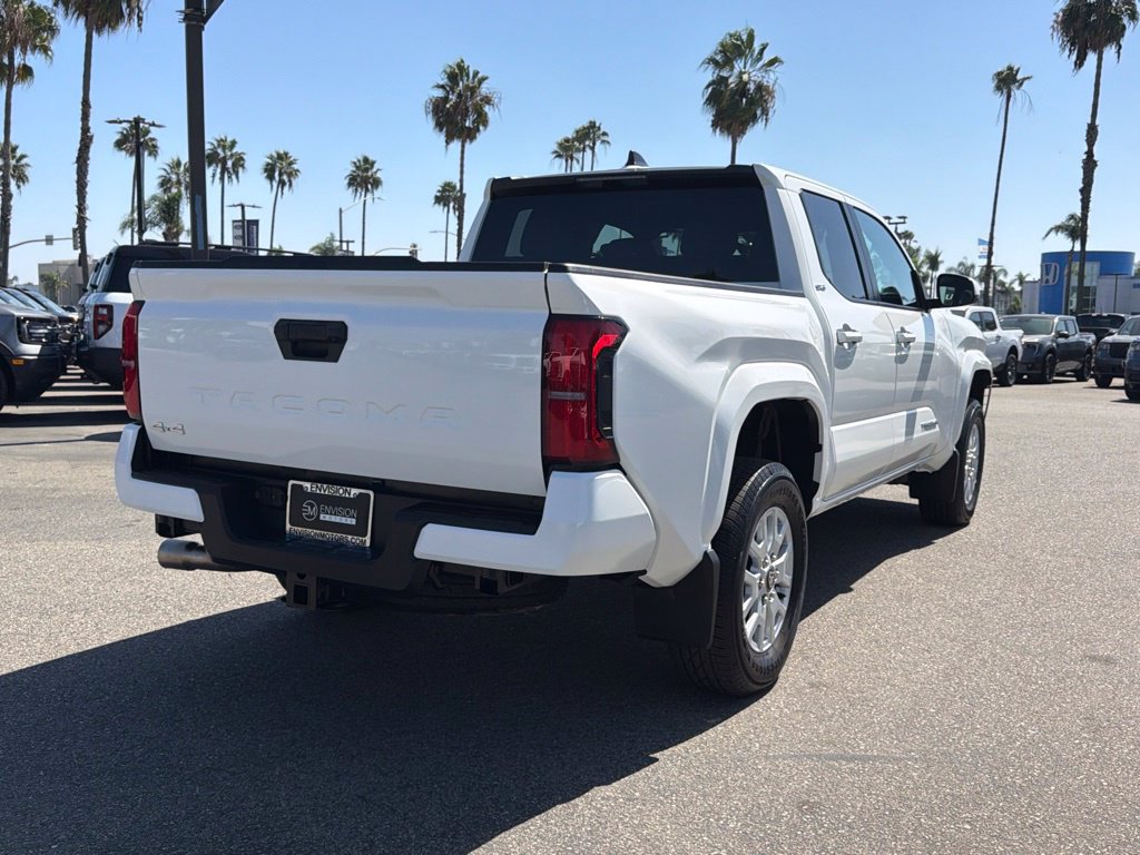 Used 2026 Toyota Tacoma SR5 AWD/4WD image 10