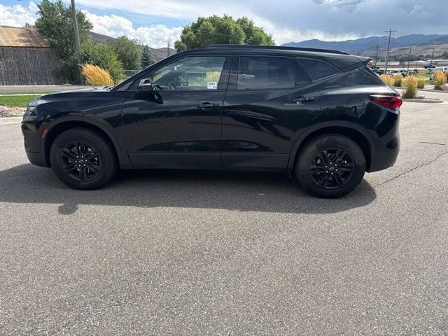 Used 2022 Chevrolet Blazer LT AWD/4WD image 3