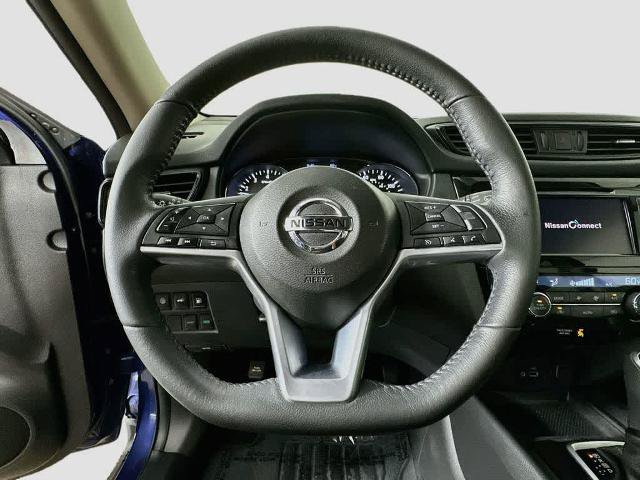 Used 2019 Nissan Rogue SV FWD image 16