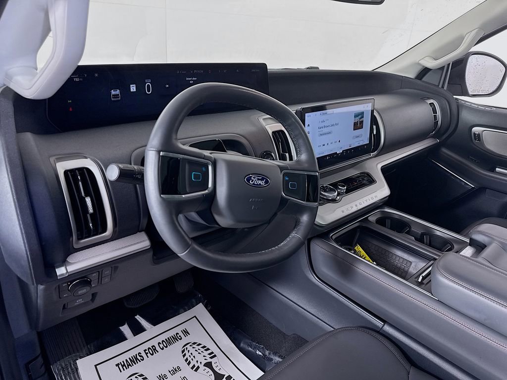 Certified 2025 Ford Expedition Active AWD/4WD image 15