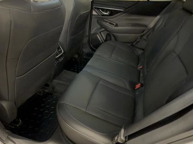 Used 2022 Subaru Outback Limited image 18