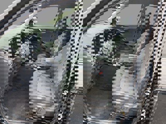 Used 2024 Kia Niro EX image 11