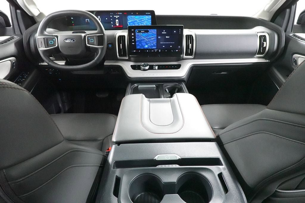 Certified 2025 Ford Expedition Active AWD/4WD image 11