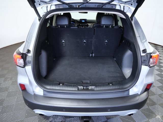 Certified 2020 Ford Escape Titanium AWD/4WD image 9
