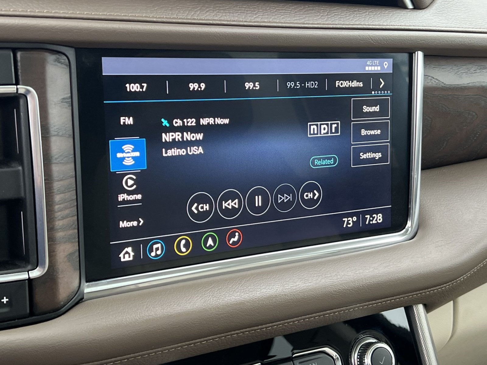 Used 2021 GMC Yukon XL Denali w/ Denali Premium Package AWD/4WD image 18