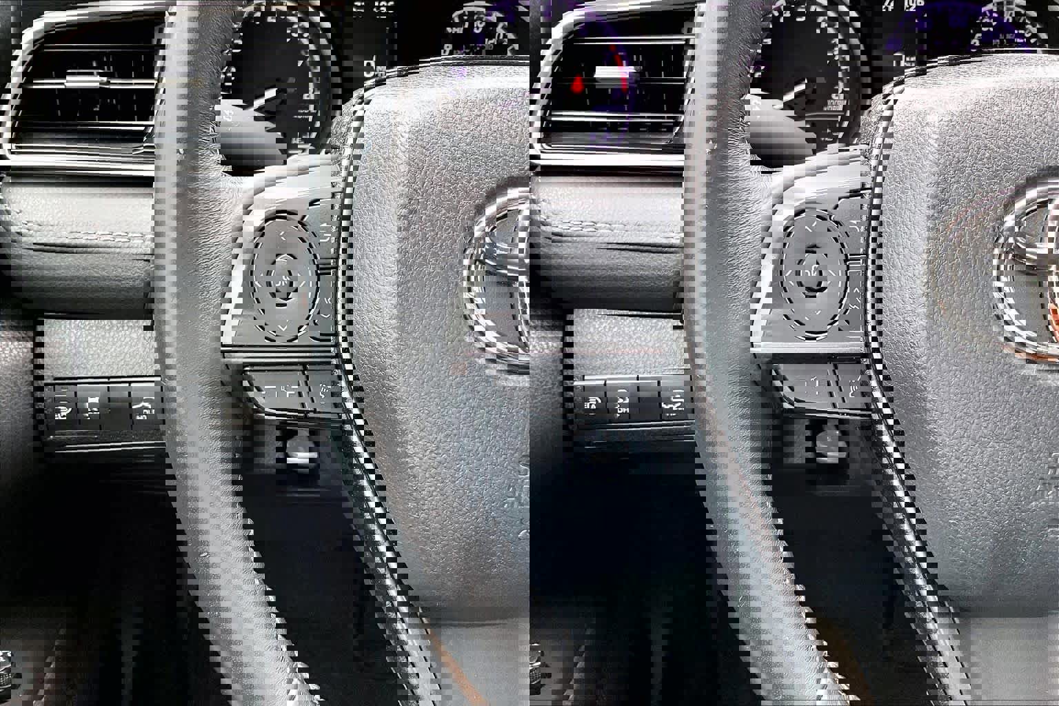 Used 2023 Toyota Camry SE FWD image 26