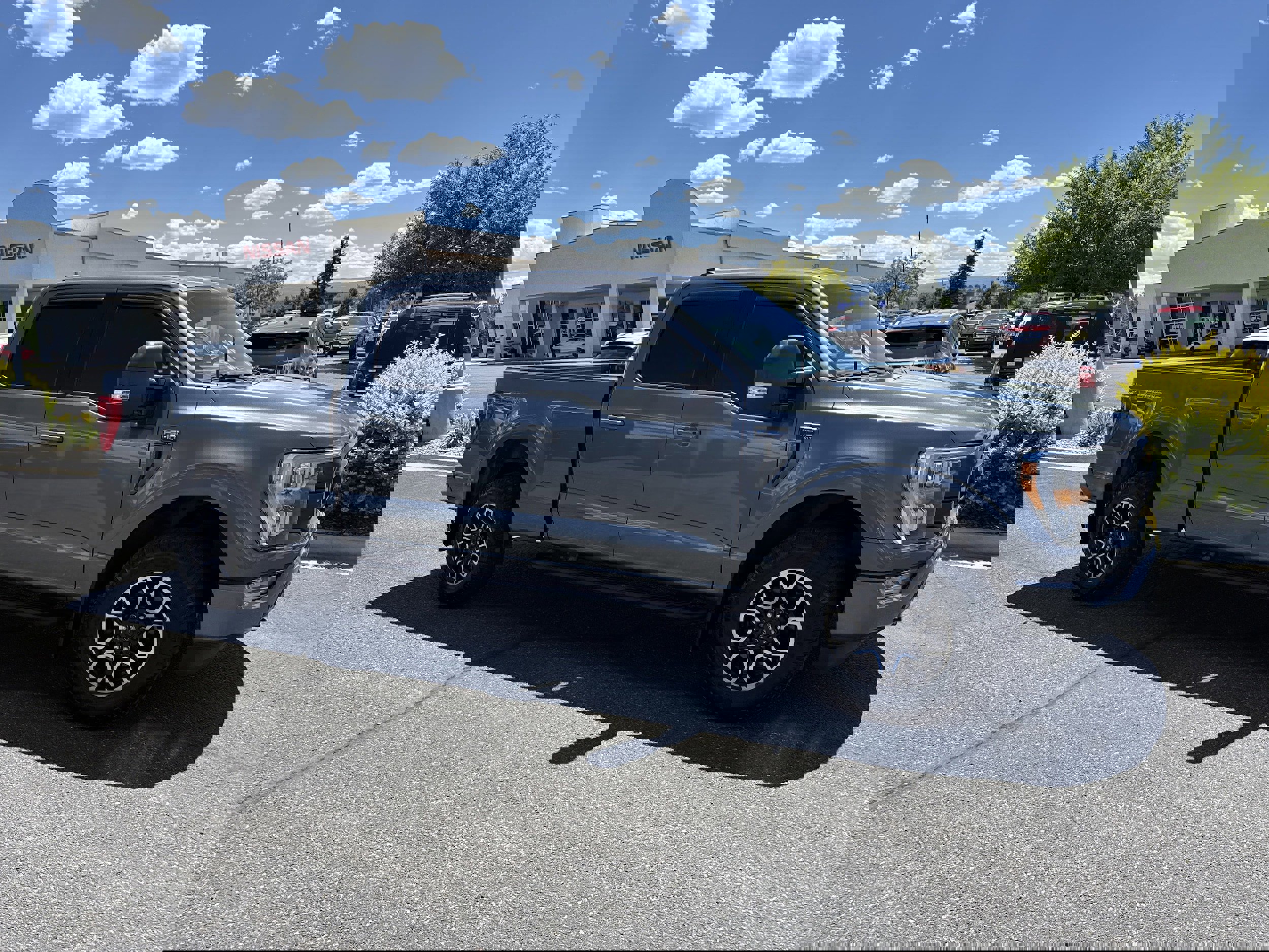 Certified 2022 Ford F150 XLT w/ Equipment Group 302A High image 6