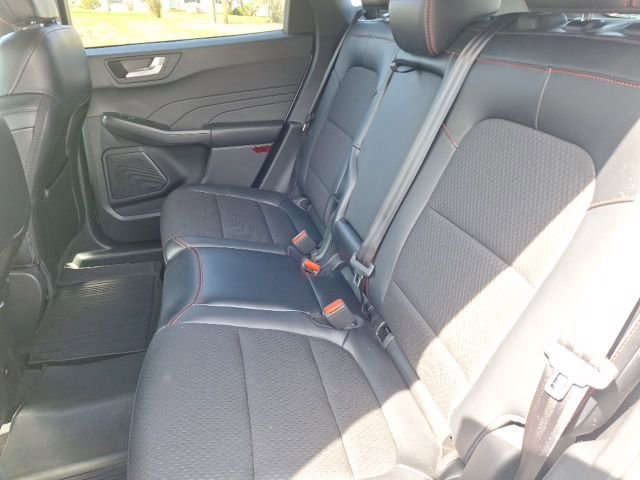 Certified 2025 Ford Escape ST-Line w/ Equipment Group 301A image 18