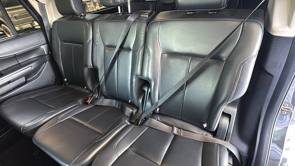 Certified 2024 Ford Expedition XLT RWD image 23