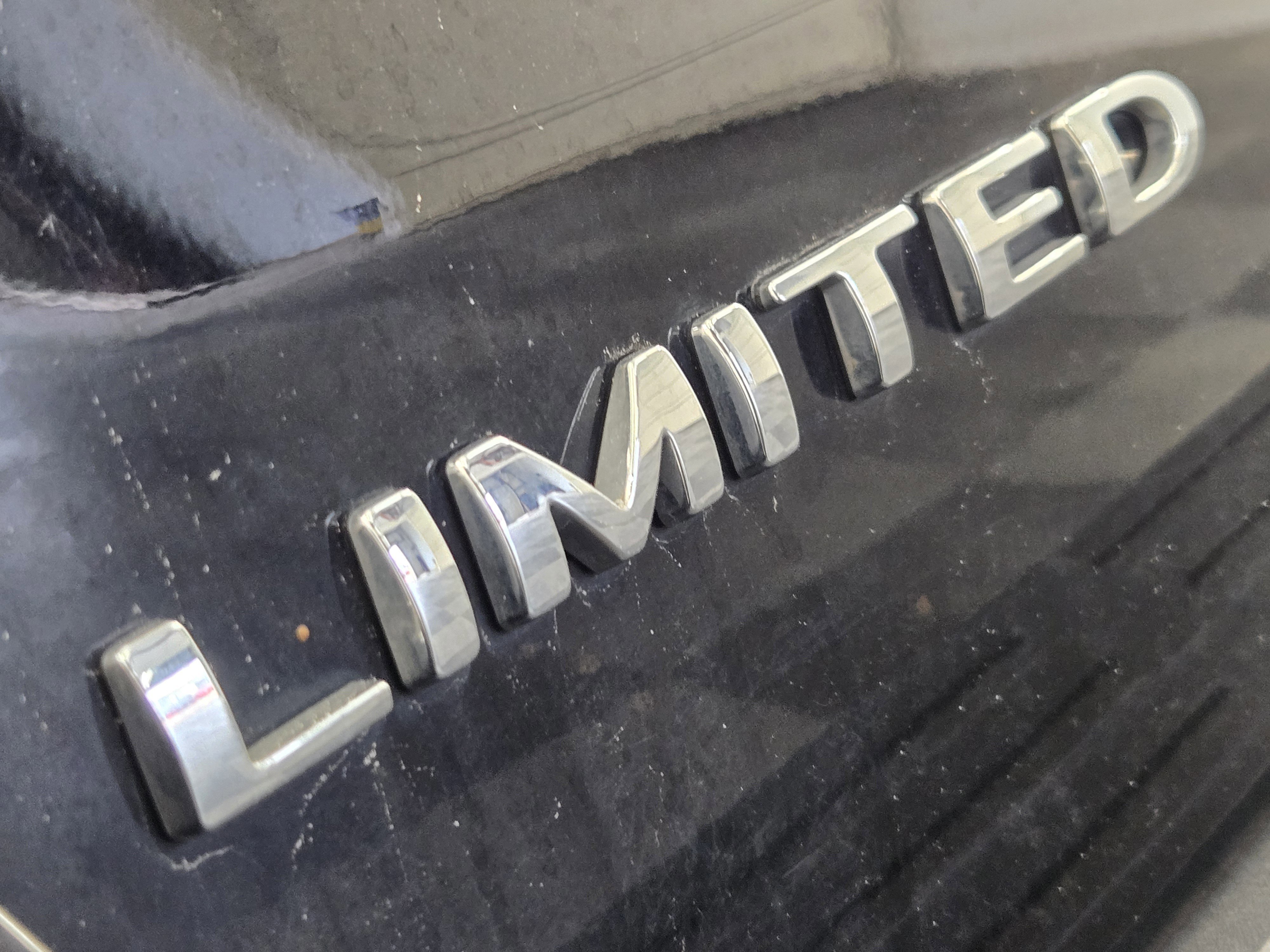 Certified 2024 Ford Expedition Limited RWD image 12