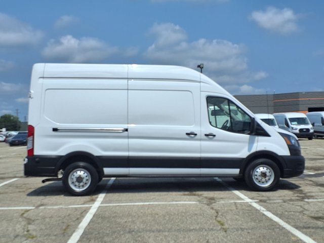 Certified 2023 Ford Transit 250 148 High Roof AWD w/ Load Area Protection Package image 28