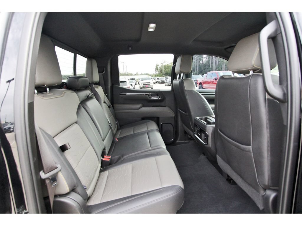 Used 2023 Chevrolet Silverado 1500 ZR2 AWD/4WD image 10