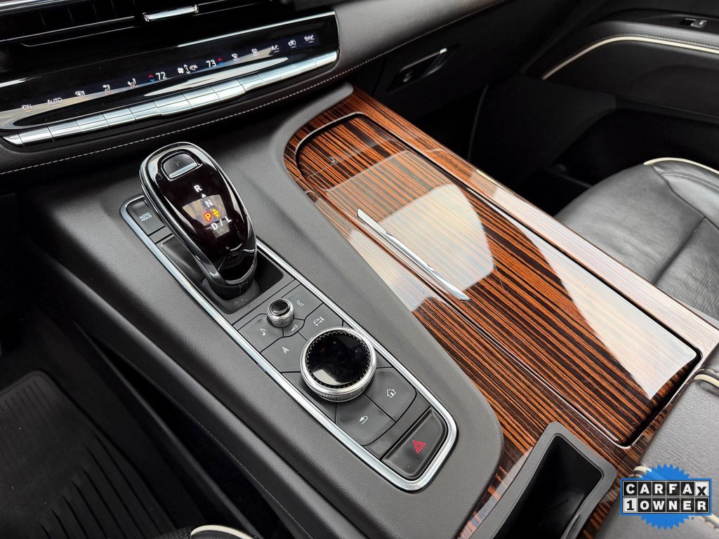 Used 2021 Cadillac Escalade Premium Luxury image 40