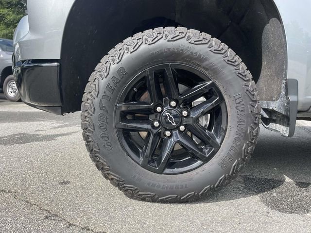 Used 2025 Chevrolet Silverado 1500 Custom Trail Boss AWD/4WD image 9