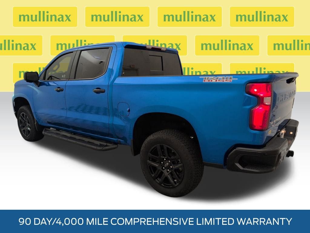 Used 2025 Chevrolet Silverado 1500 LT Trail Boss w/ Convenience Package II image 10