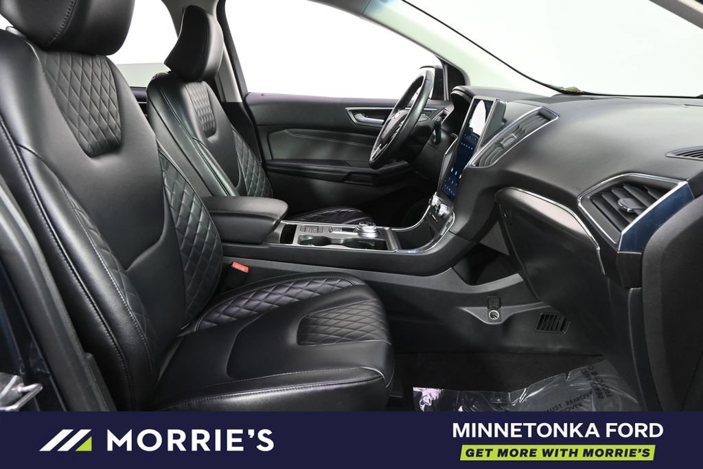 Certified 2024 Ford Edge Titanium AWD/4WD image 16