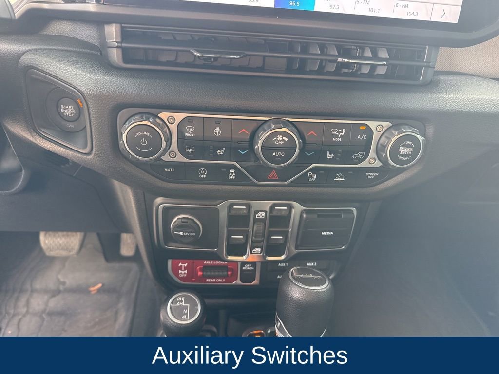 Used 2024 Jeep Gladiator Sport image 20