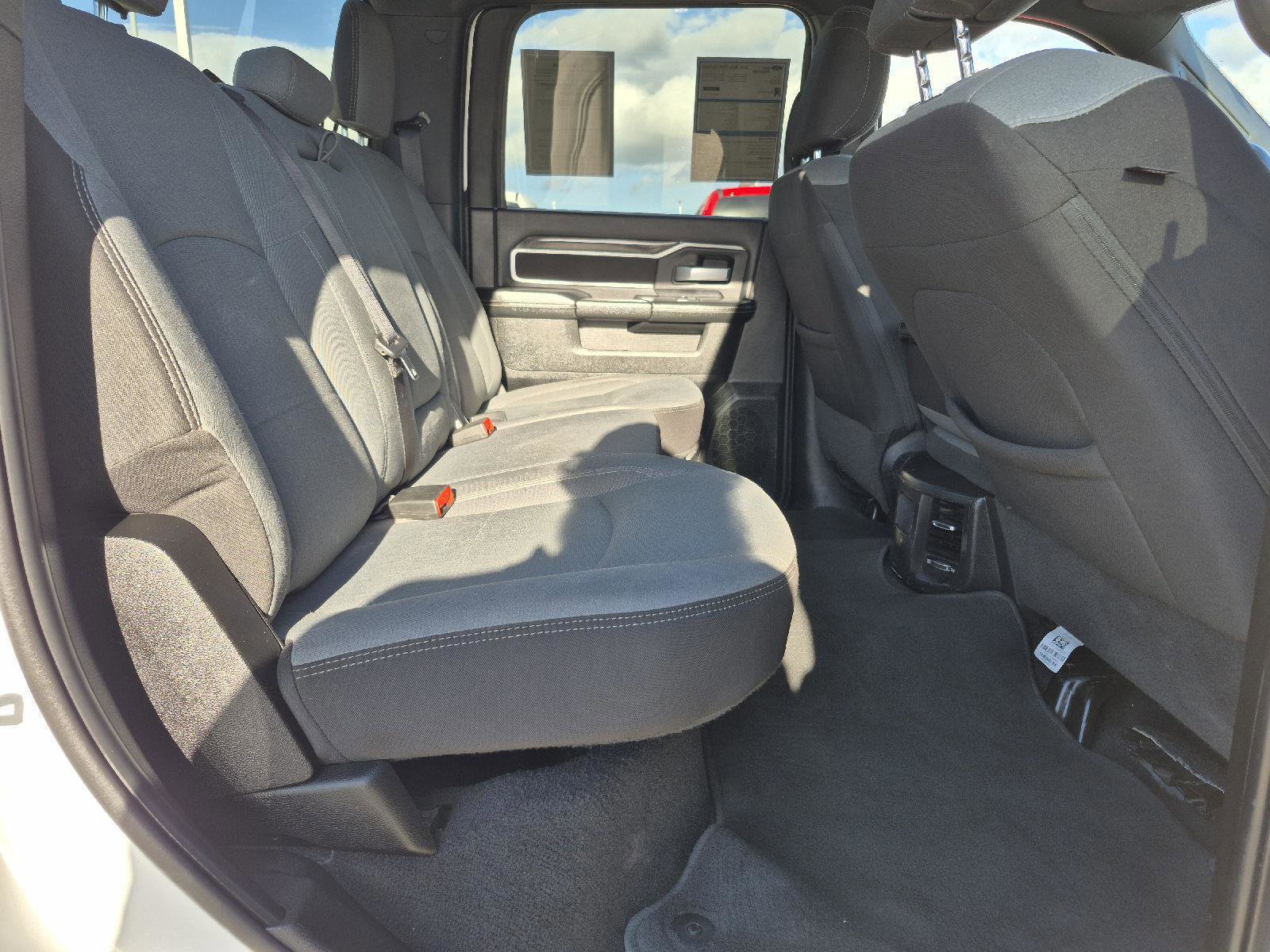 Used 2024 RAM 2500 Big Horn image 24