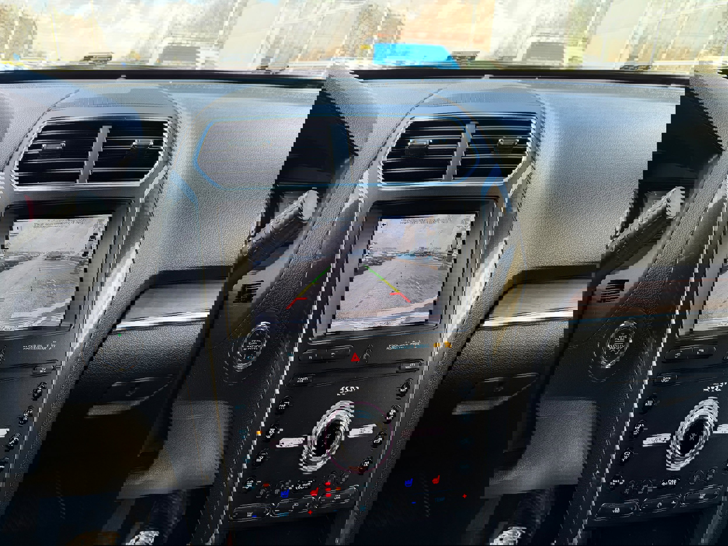 Certified 2019 Ford Explorer Limited w/ Class III Trailer Tow Package image 29