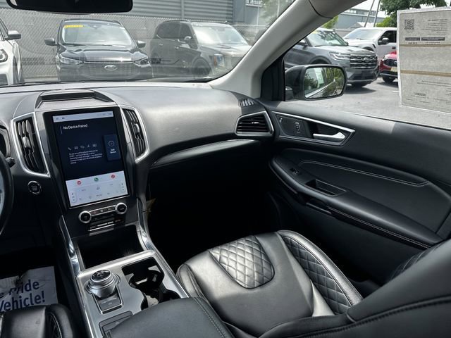 Certified 2023 Ford Edge Titanium AWD/4WD image 17