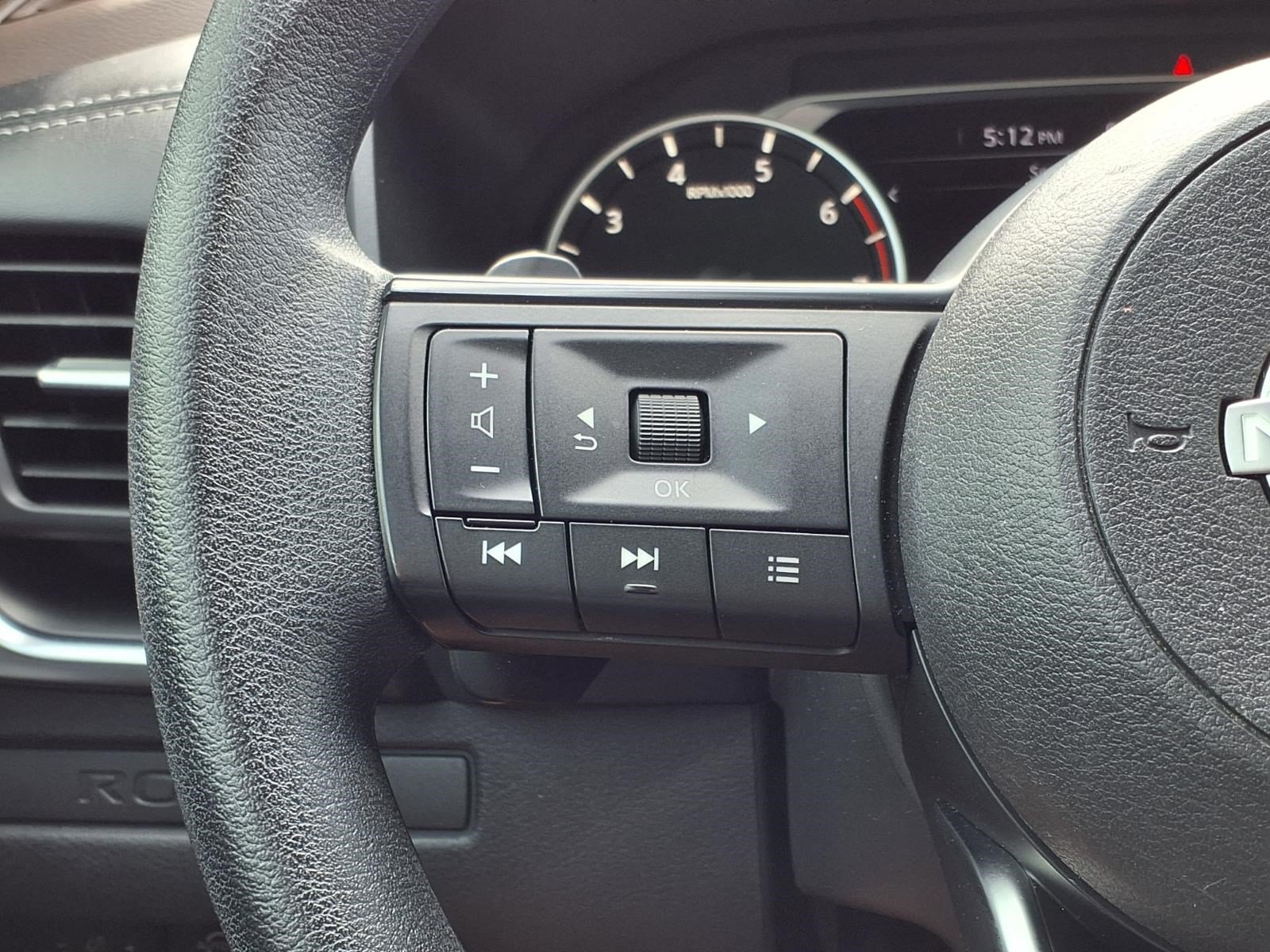 Used 2023 Nissan Rogue S FWD image 24