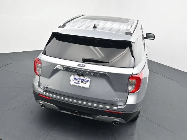 Certified 2023 Ford Explorer Limited w/ Limited Technology Package AWD/4WD image 32