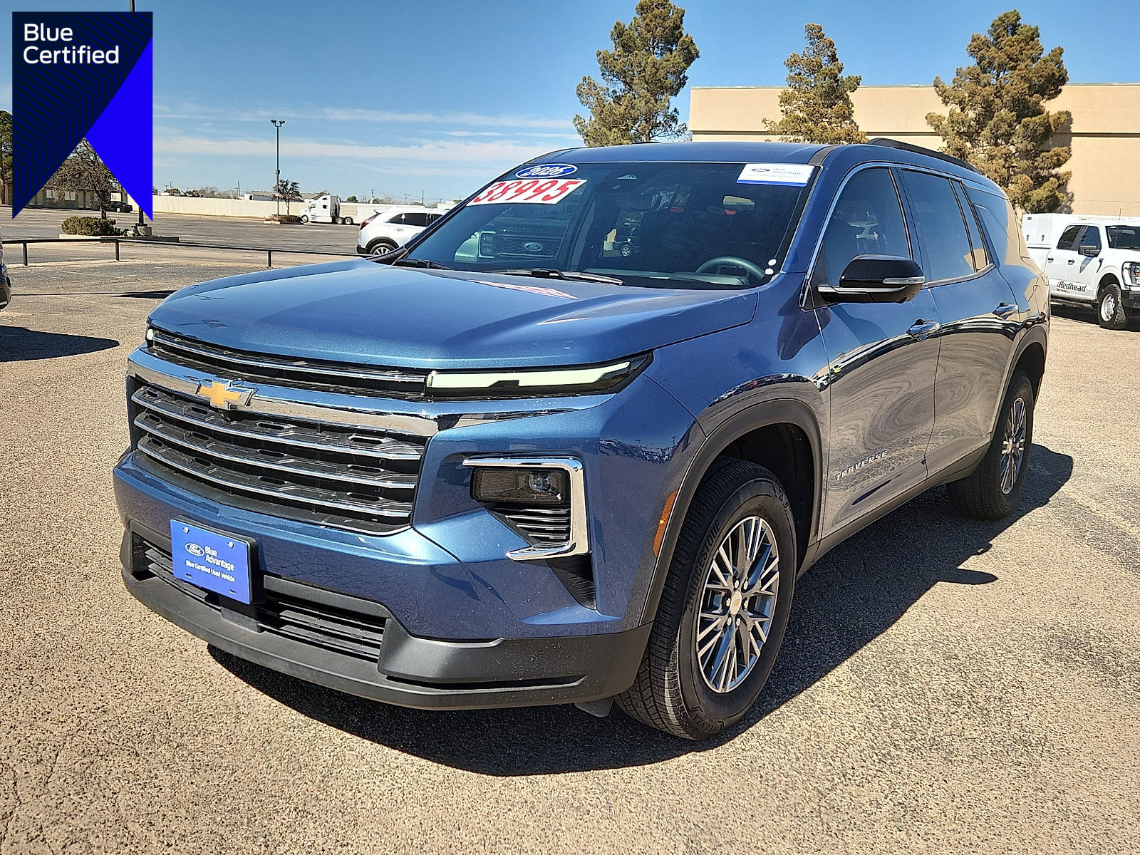 Used 2026 Chevrolet Traverse LT w/ Driver Confidence Package image 1