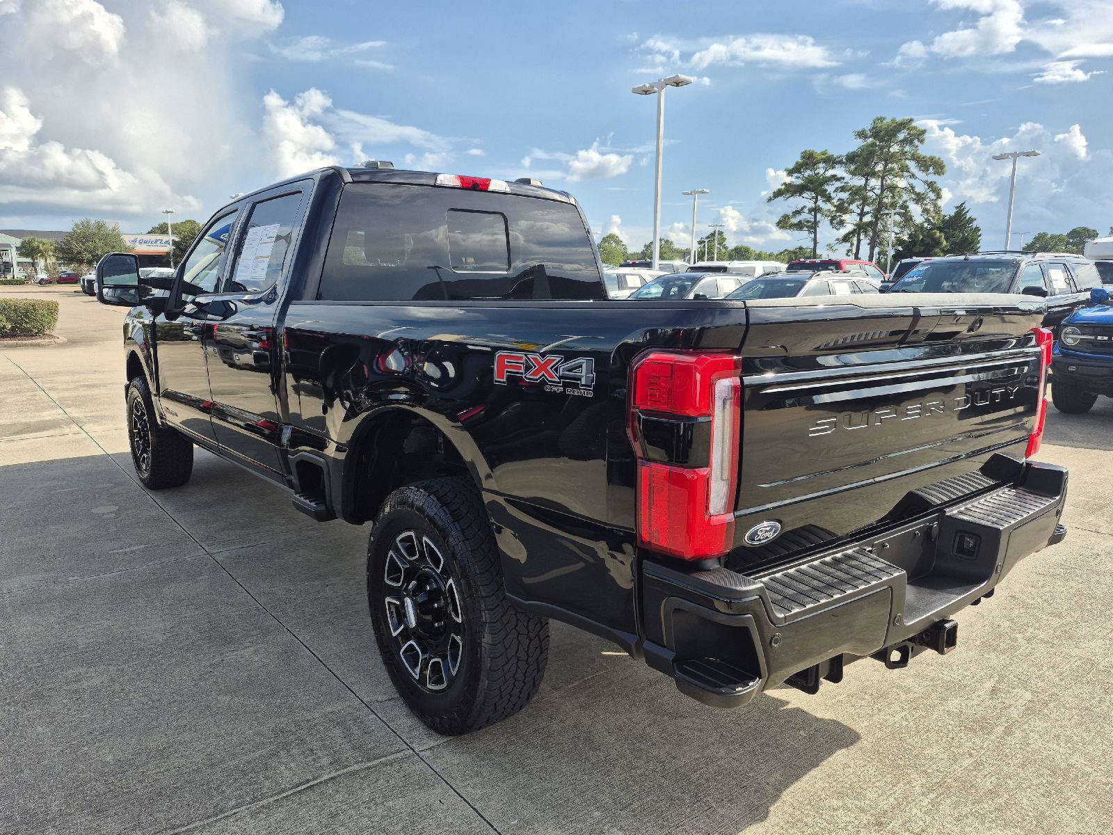 Certified 2025 Ford F250 Platinum AWD/4WD image 16