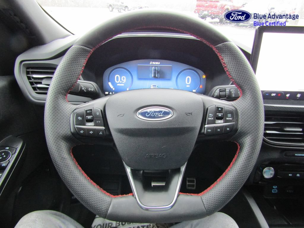 Certified 2023 Ford Escape ST-Line Select w/ Tech Pack #2 AWD/4WD image 16