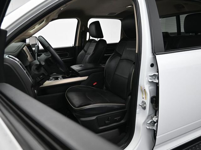 Used 2022 RAM 3500 Laramie AWD/4WD image 10