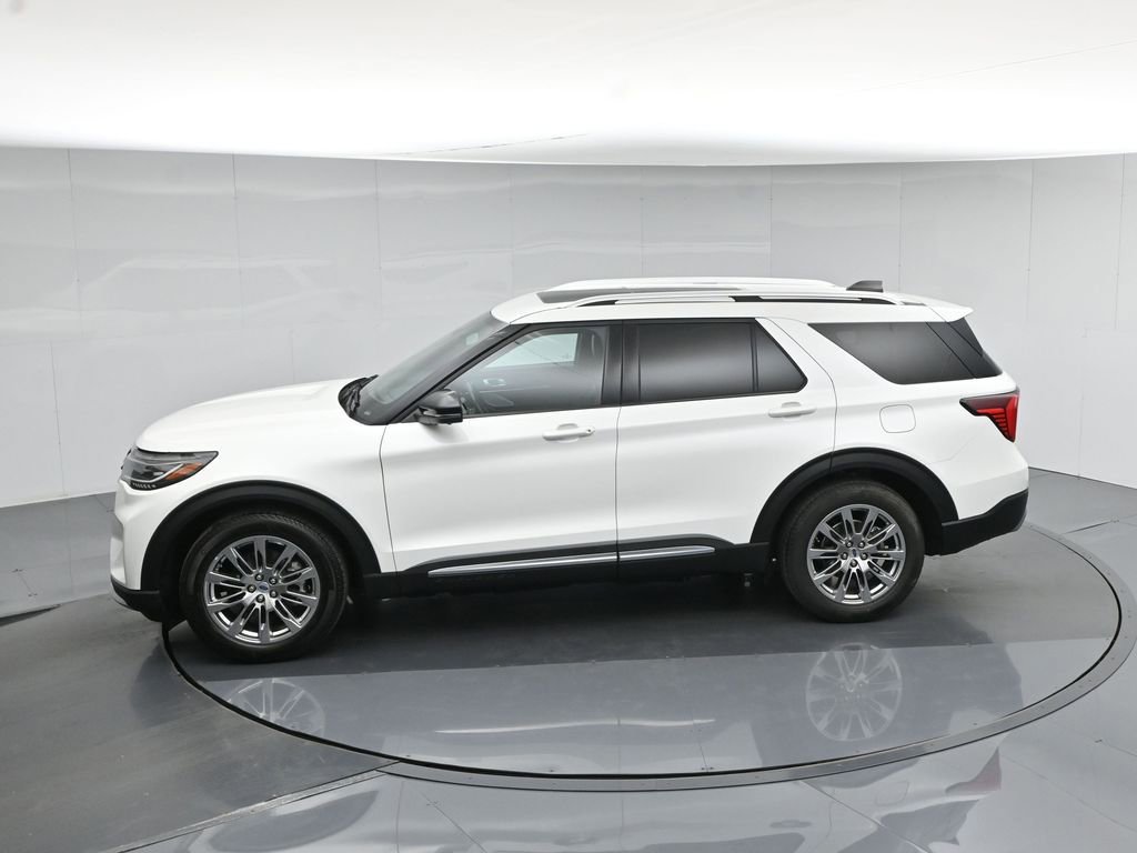 Certified 2025 Ford Explorer Platinum RWD image 49
