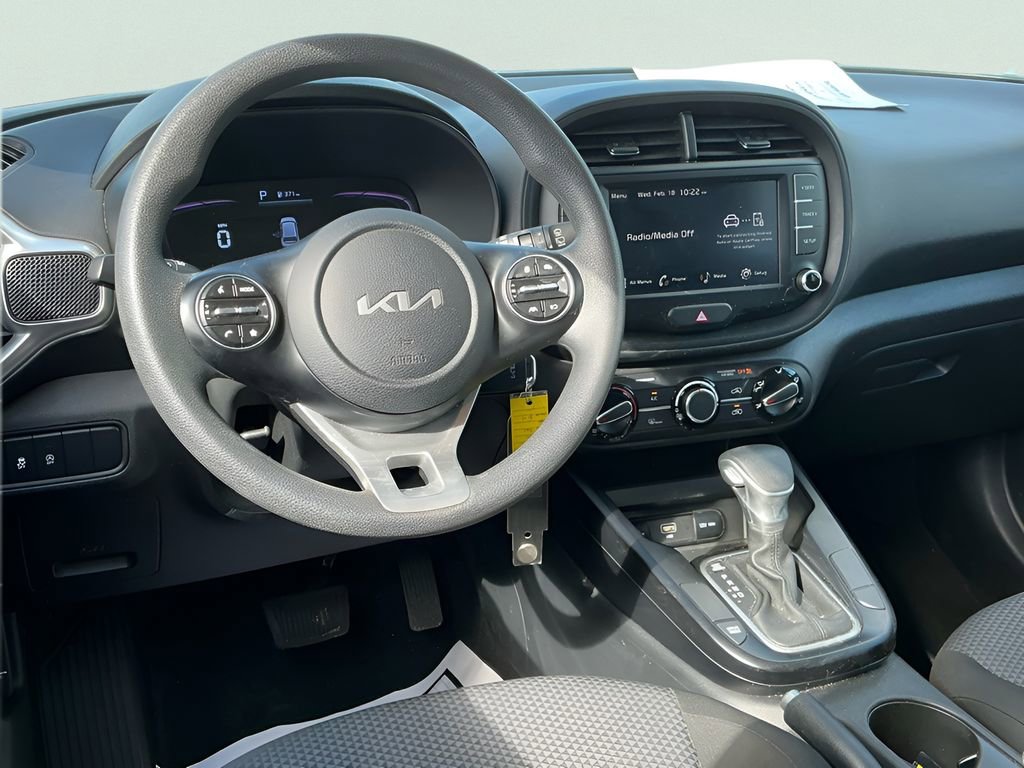 Used 2024 Kia Soul LX w/ Option Group 015 image 27