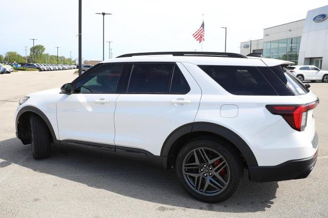 Certified 2025 Ford Explorer ST AWD/4WD image 19