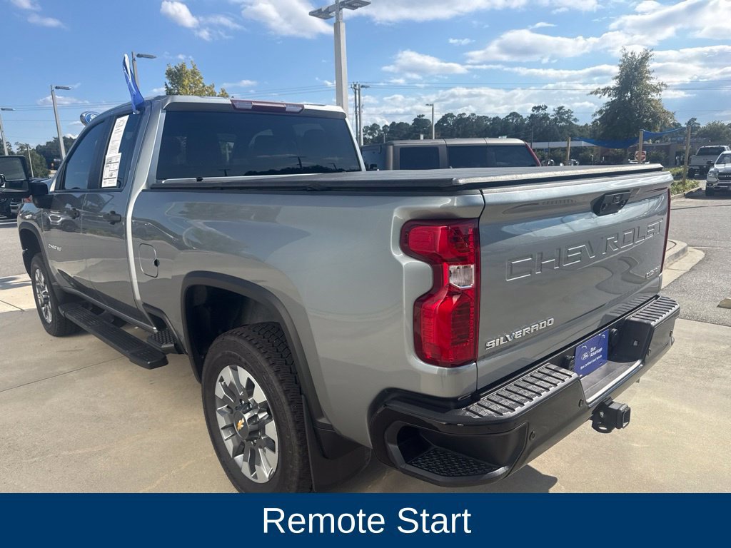 Used 2024 Chevrolet Silverado 2500 Custom w/ Custom Value Package AWD/4WD image 4