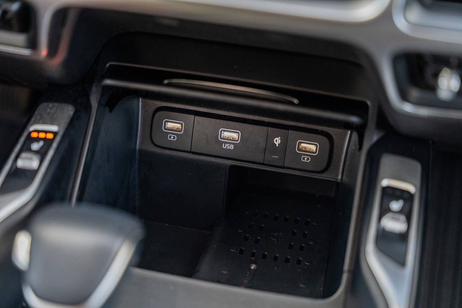 Used 2023 Kia Sorento X-Line EX image 39