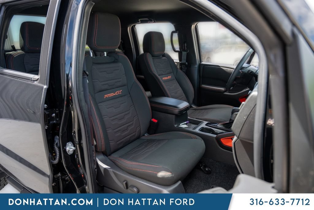 Used 2025 Nissan Frontier PRO-4X AWD/4WD image 27