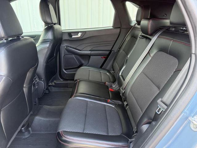 Certified 2024 Ford Escape ST-Line w/ Tech Pack #1 AWD/4WD image 9
