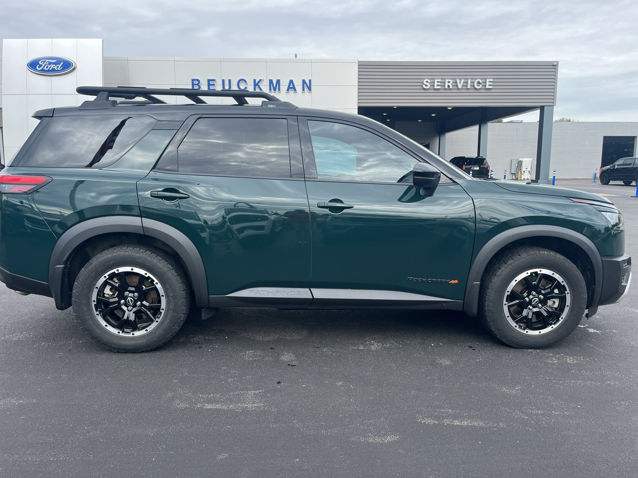 Used 2023 Nissan Pathfinder Rock Creek AWD/4WD image 11