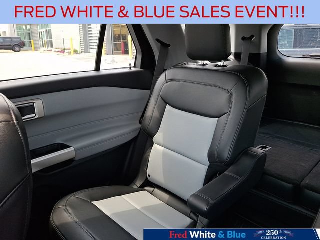 Certified 2023 Ford Explorer XLT w/ Equipment Group 202A AWD/4WD image 18