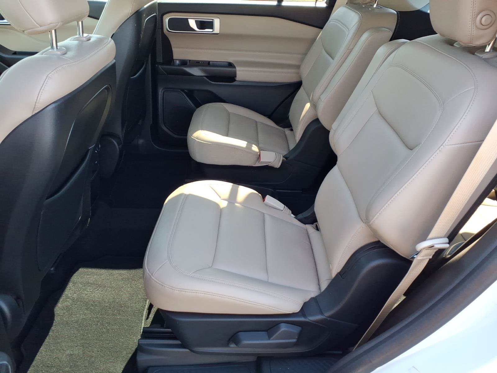 Certified 2020 Ford Explorer XLT w/ Equipment Group 202A RWD image 19