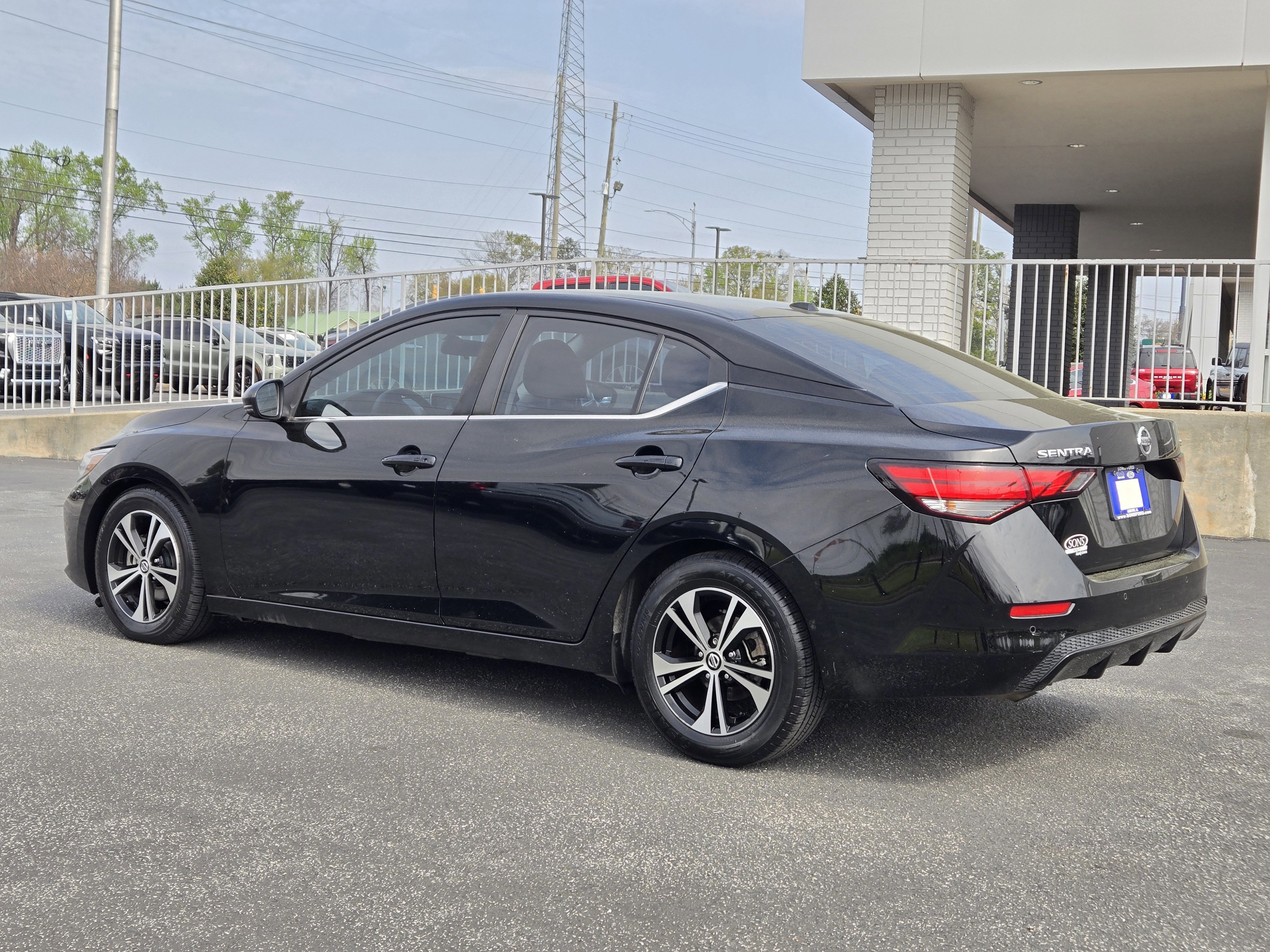 Used 2020 Nissan Sentra SV image 5