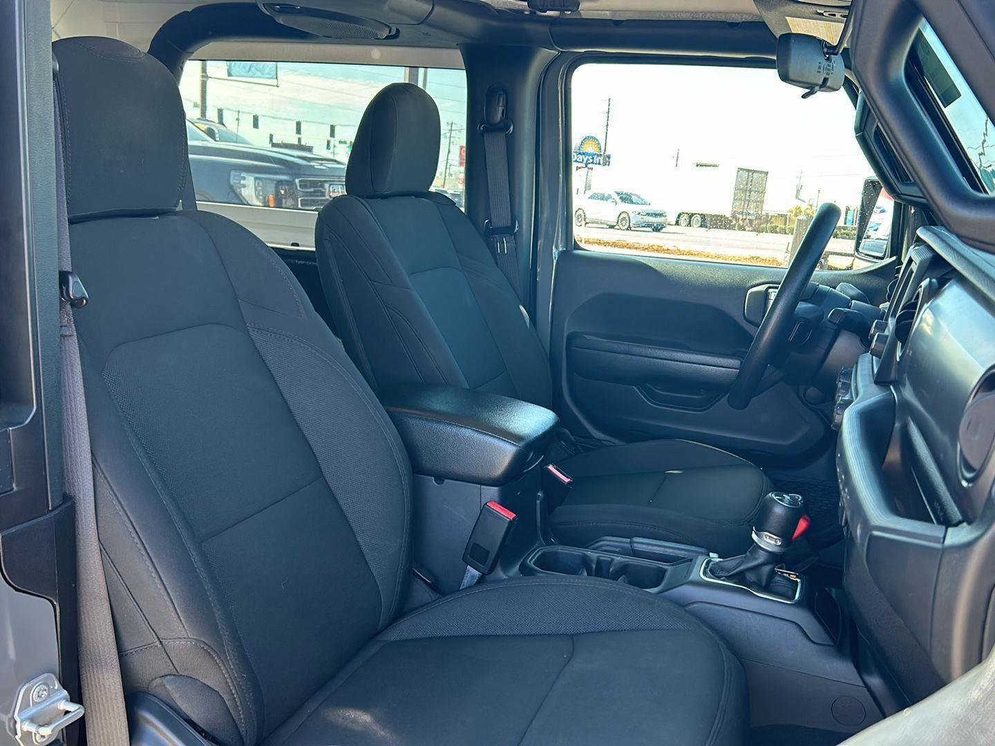 Used 2021 Jeep Wrangler Sport image 97